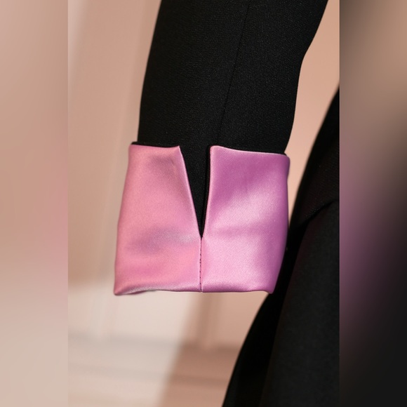 BLACK + PINK VINTAGE SKIRT SUIT - Picture 14 of 16